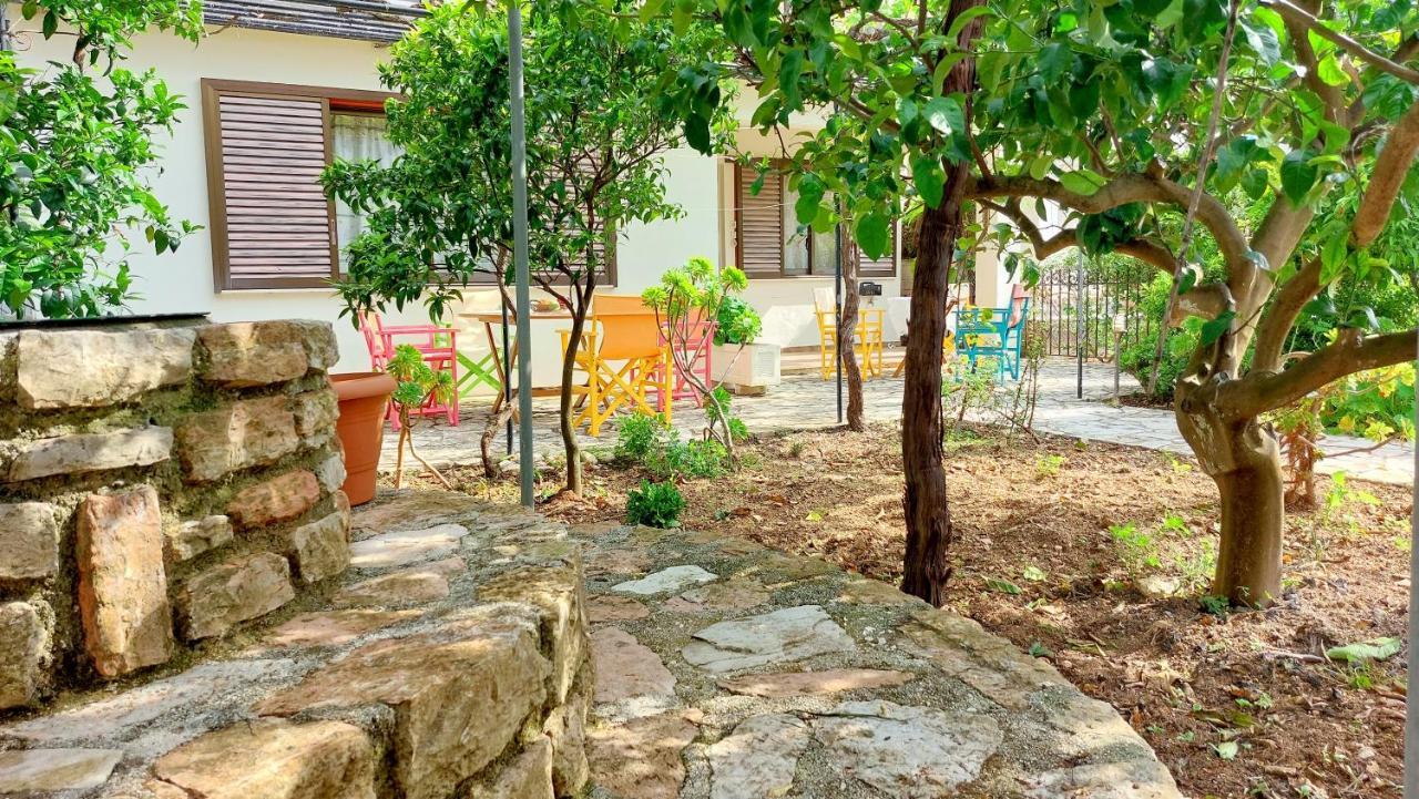 Lourantos Studios & Apartments Вати Экстерьер фото