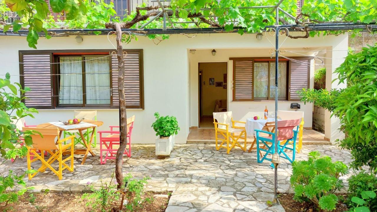 Lourantos Studios & Apartments Вати Экстерьер фото