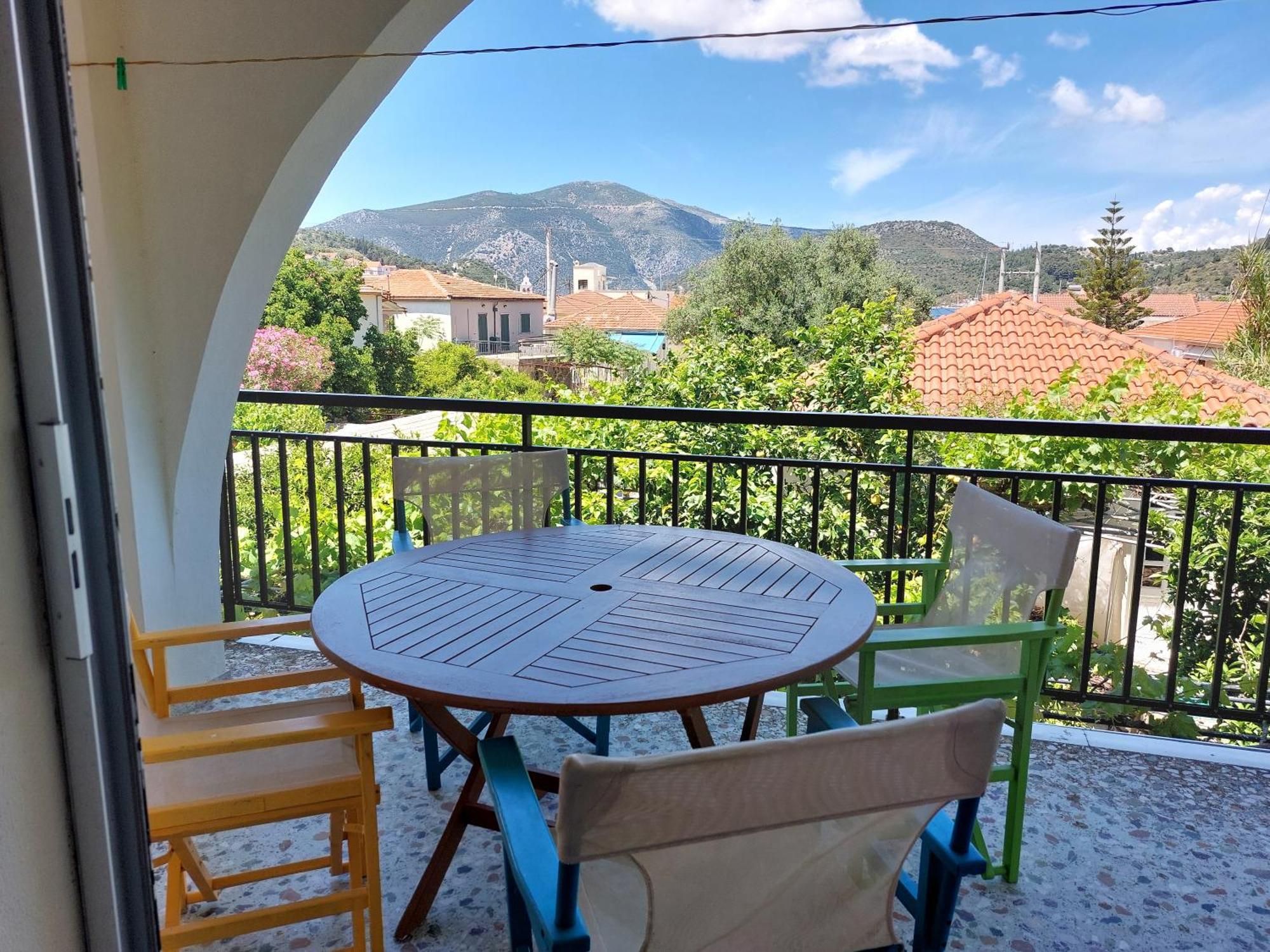 Lourantos Studios & Apartments Вати Экстерьер фото